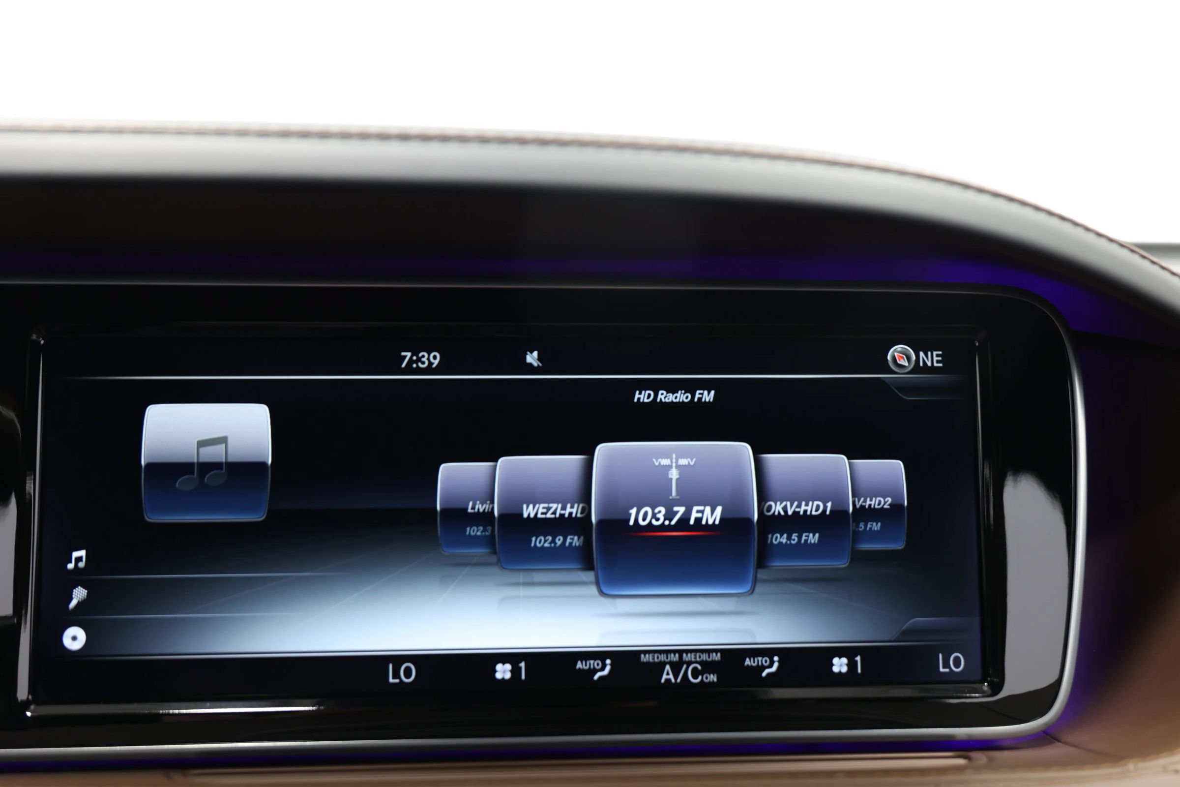 Used 2016 Mercedes-Benz Maybach S 600 image 34