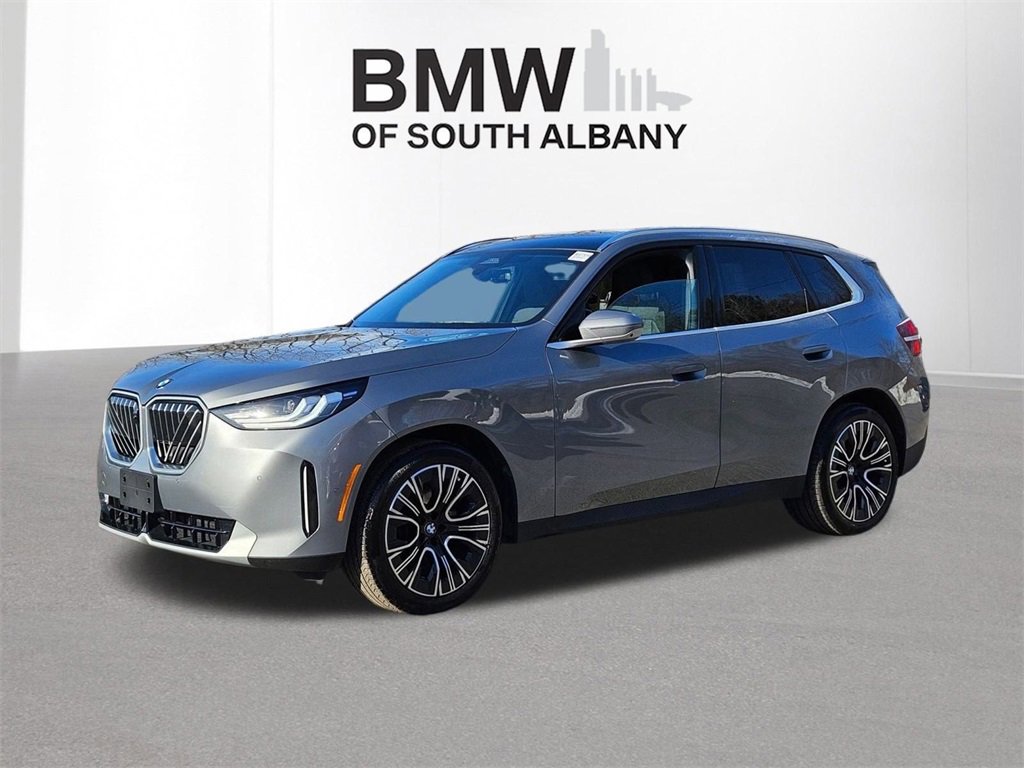 Used 2025 BMW X3 xDrive30i w/ Premium Package image 6