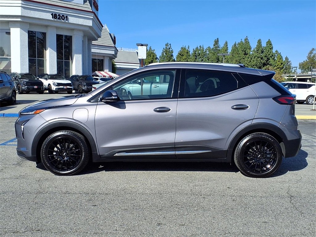 Used 2022 Chevrolet Bolt EUV Premier w/ Sun & Sound Package image 2