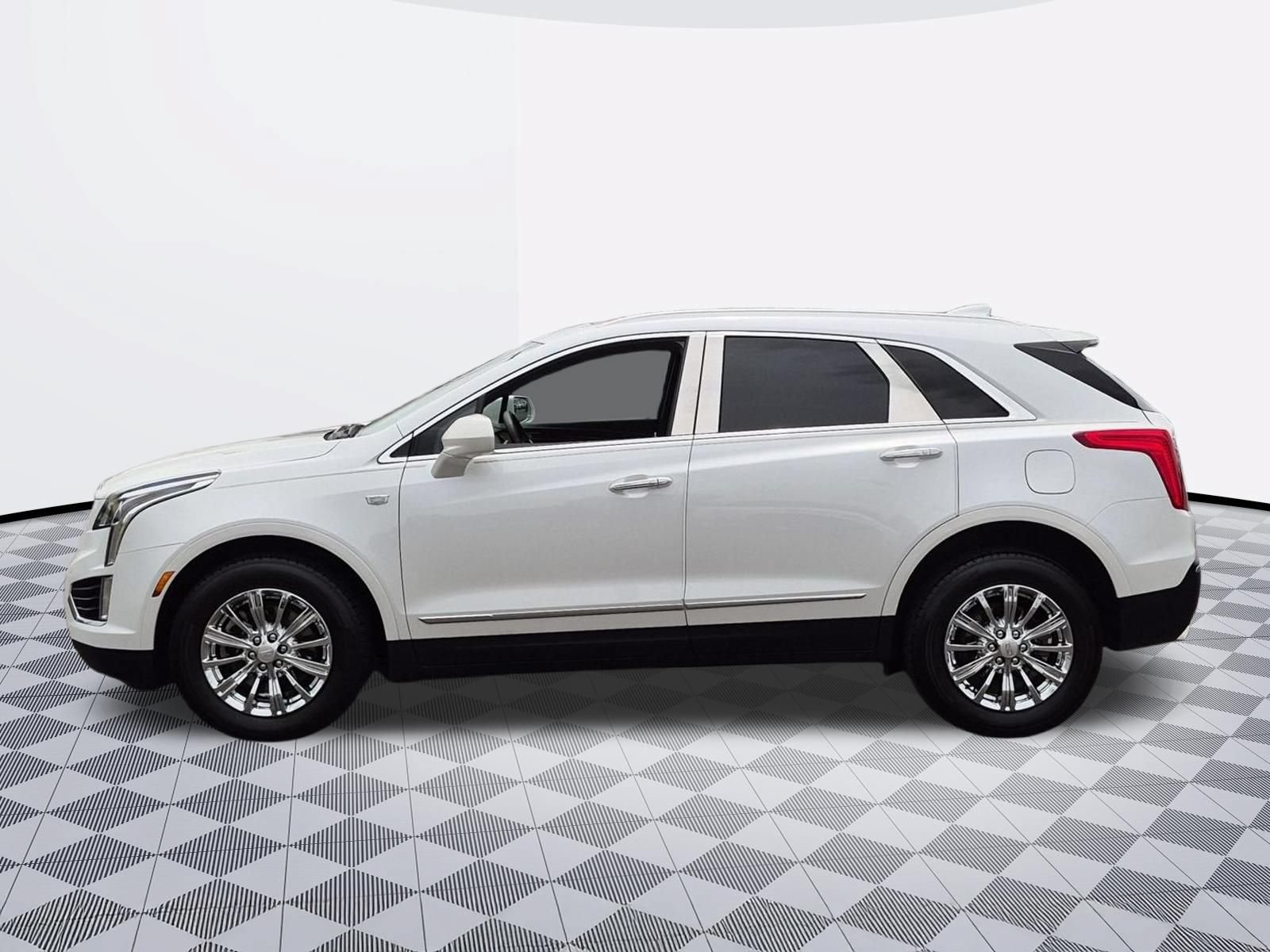 Certified 2019 Cadillac XT5 Luxury AWD/4WD image 4