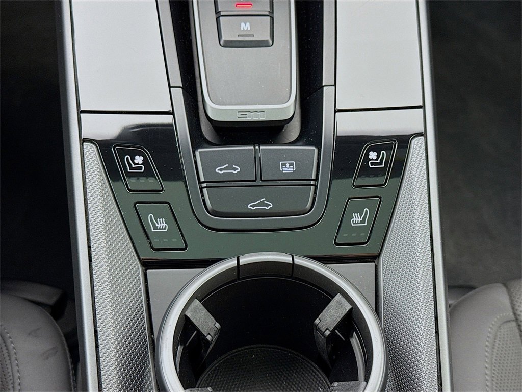 Used 2020 Porsche 911 Carrera S image 22