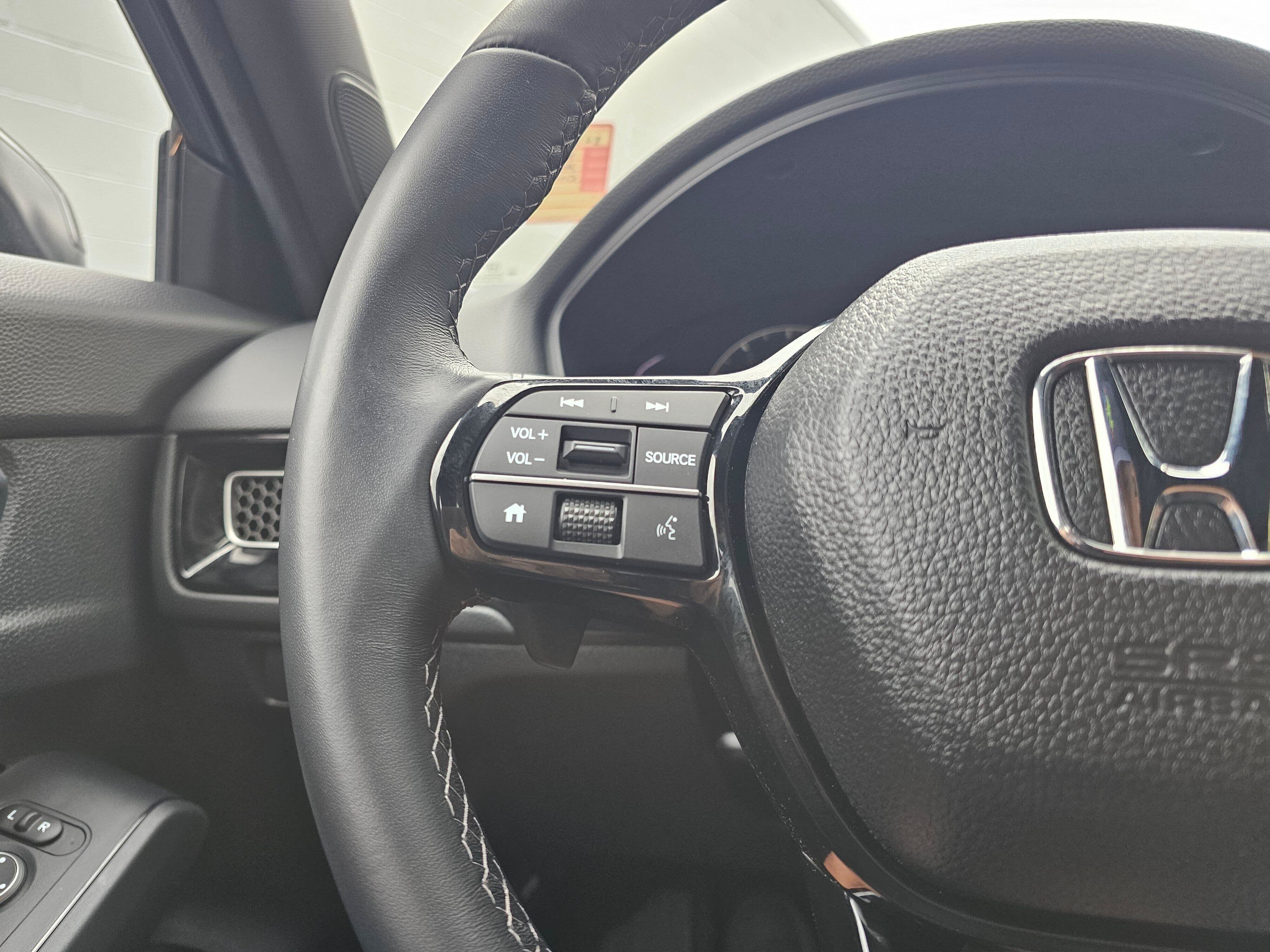 Used 2025 Honda Civic Sport image 34