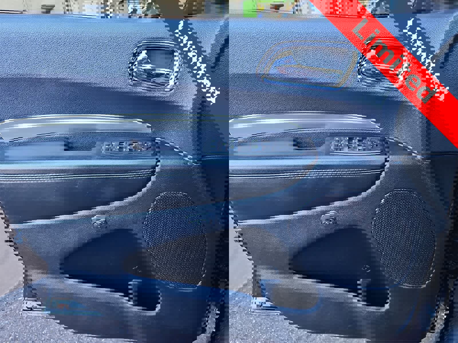 Used 2015 Dodge Durango Limited w/ Blacktop Package image 28