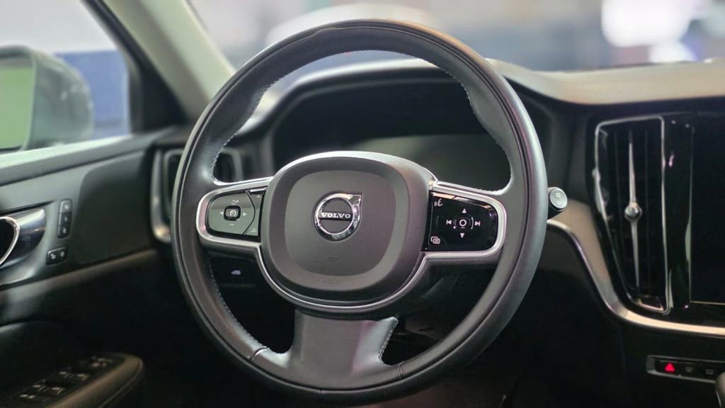 Used 2021 Volvo V60 T5 Cross Country w/ Climate Package AWD/4WD image 14