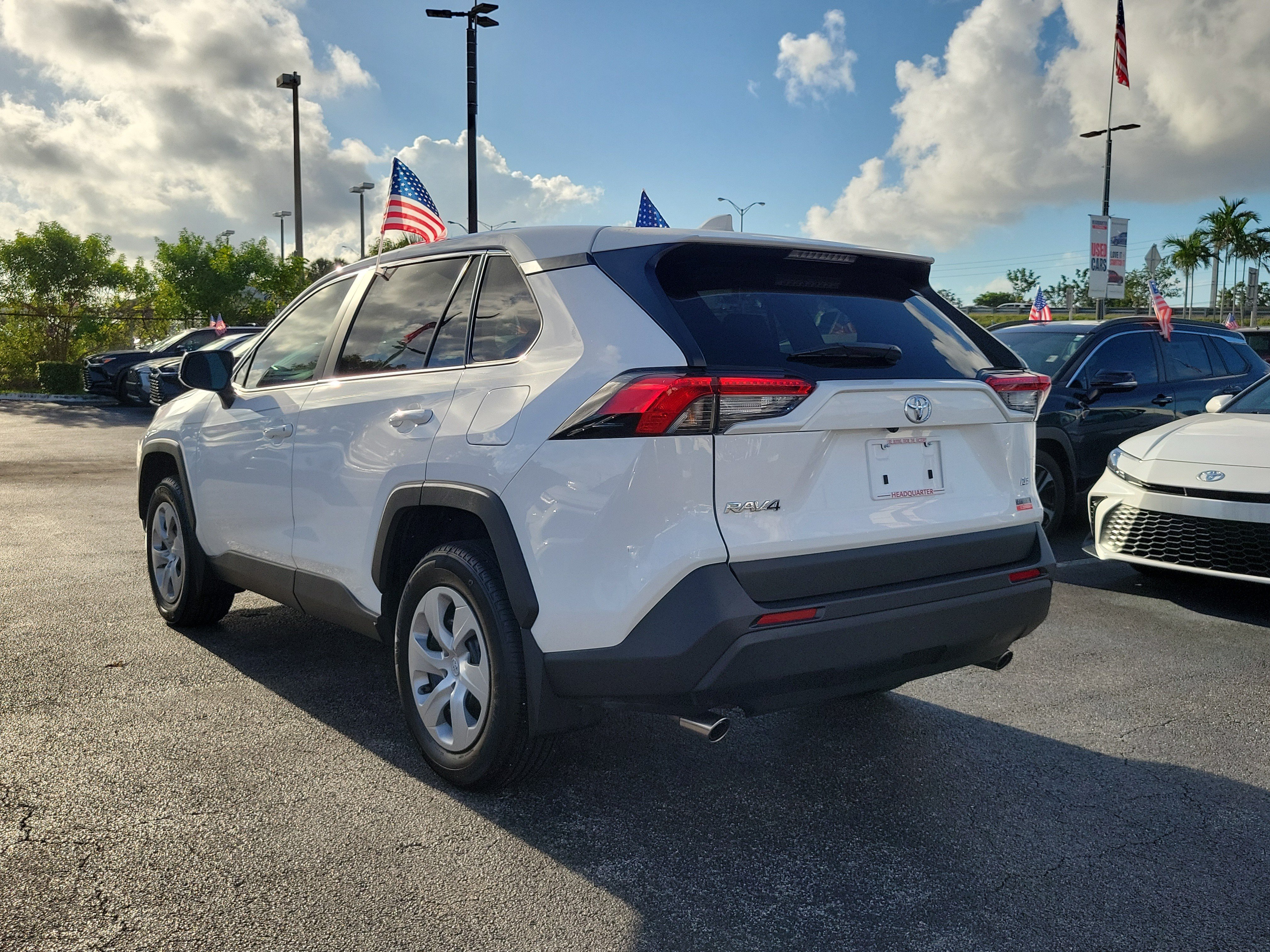 Used 2025 Toyota RAV4 LE FWD image 9