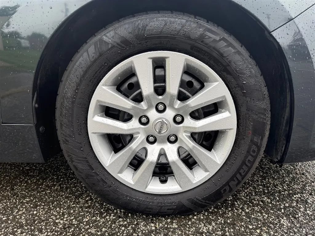 Used 2017 Nissan Altima 2.5 S FWD image 35