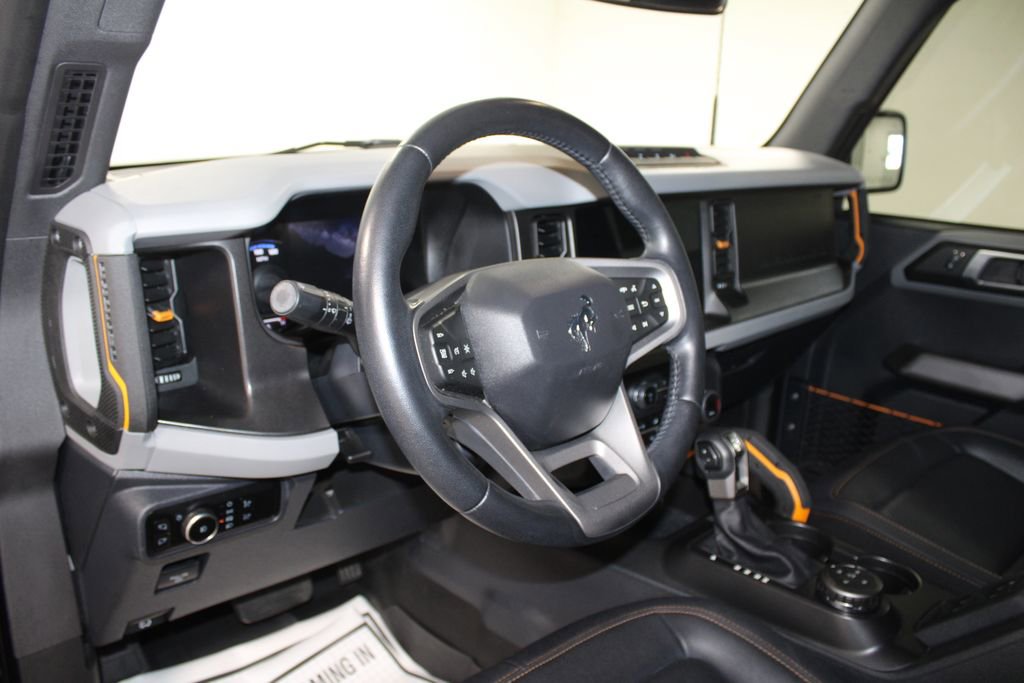 Used 2023 Ford Bronco Badlands image 23