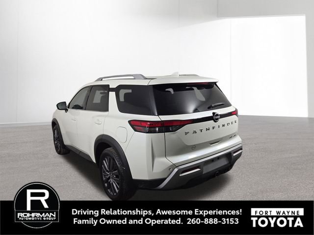 Used 2024 Nissan Pathfinder SL w/ SL Premium Package image 10