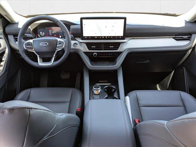 New 2025 Ford Explorer Active w/ Active Comfort Package image 13