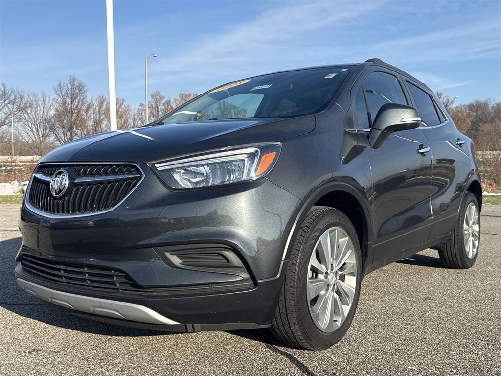Used 2018 Buick Encore Preferred image 4