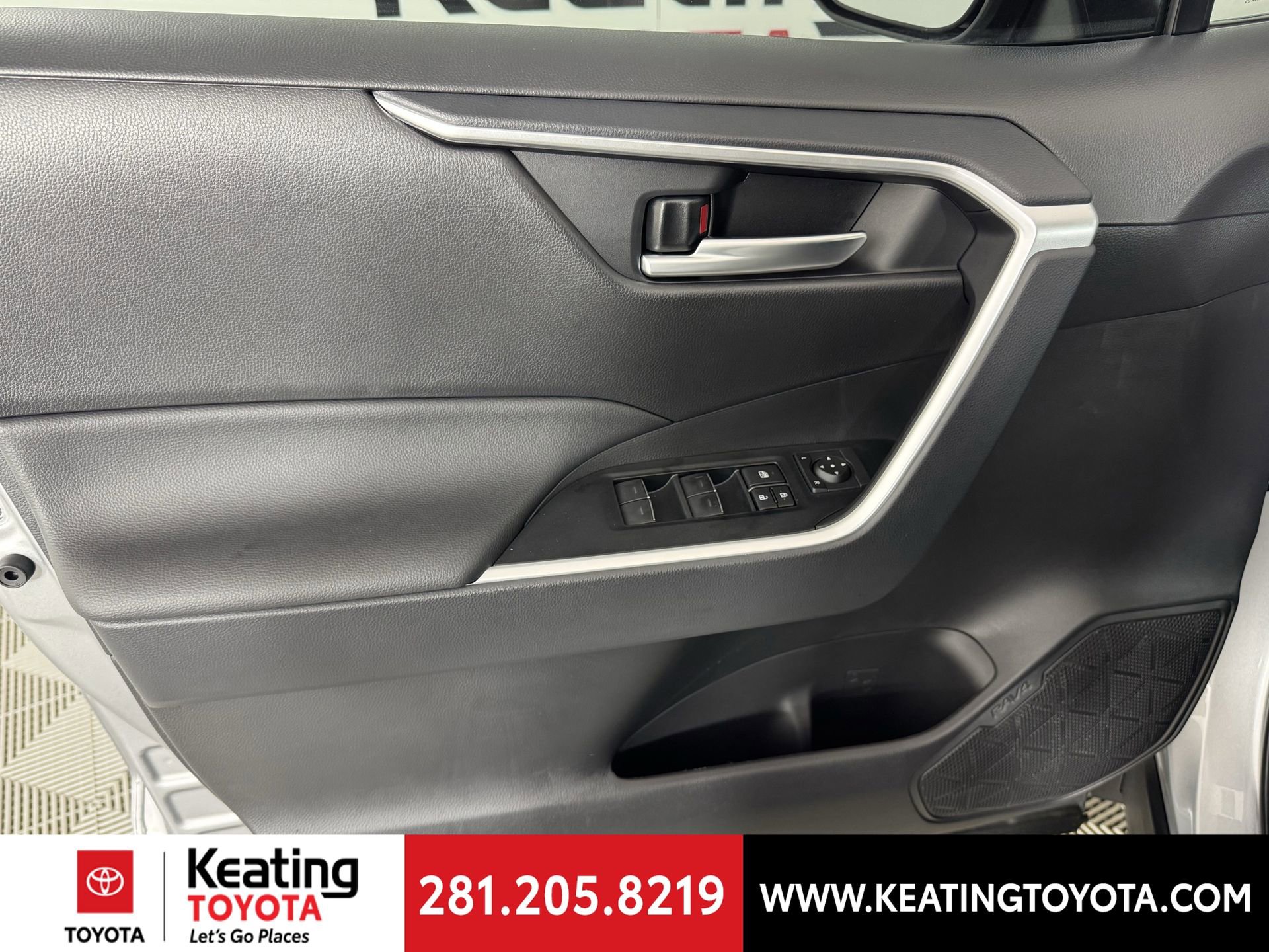 Certified 2025 Toyota RAV4 XLE image 10