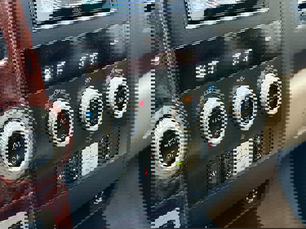 Used 2008 Toyota Sequoia Platinum image 15