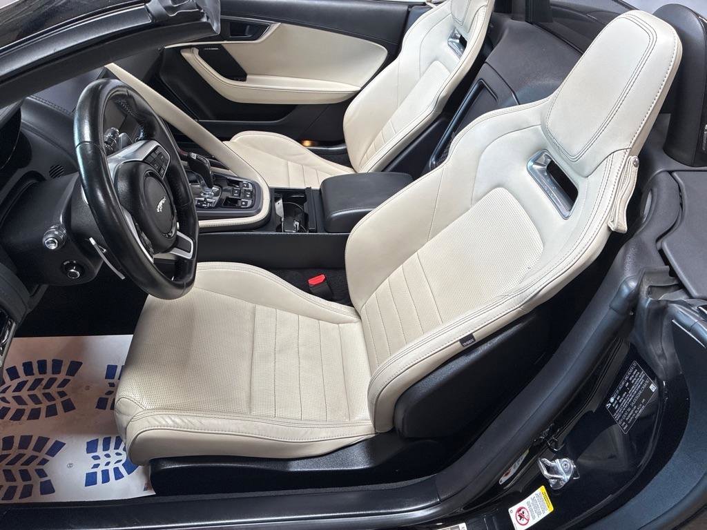 Used 2020 Jaguar F-TYPE Convertible image 20