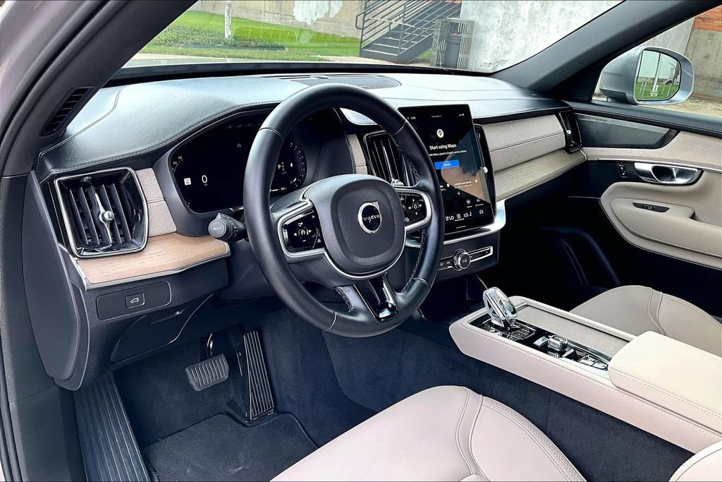Certified 2026 Volvo XC90 B6 Plus AWD/4WD image 16