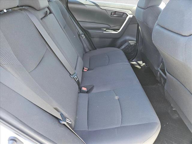 Used 2021 Toyota RAV4 LE w/ Carpet Mat Package (TMS) AWD/4WD image 20