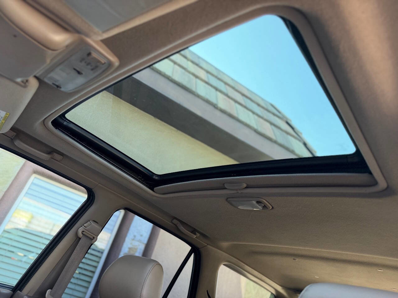 Used 2001 Toyota 4Runner Limited image 19