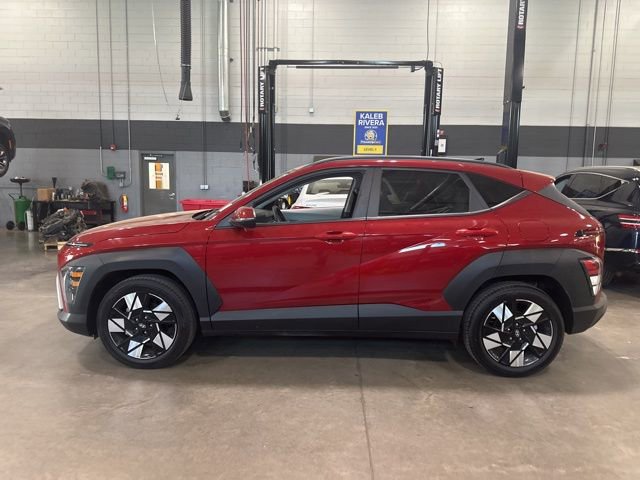 Used 2025 Hyundai Kona SEL image 6