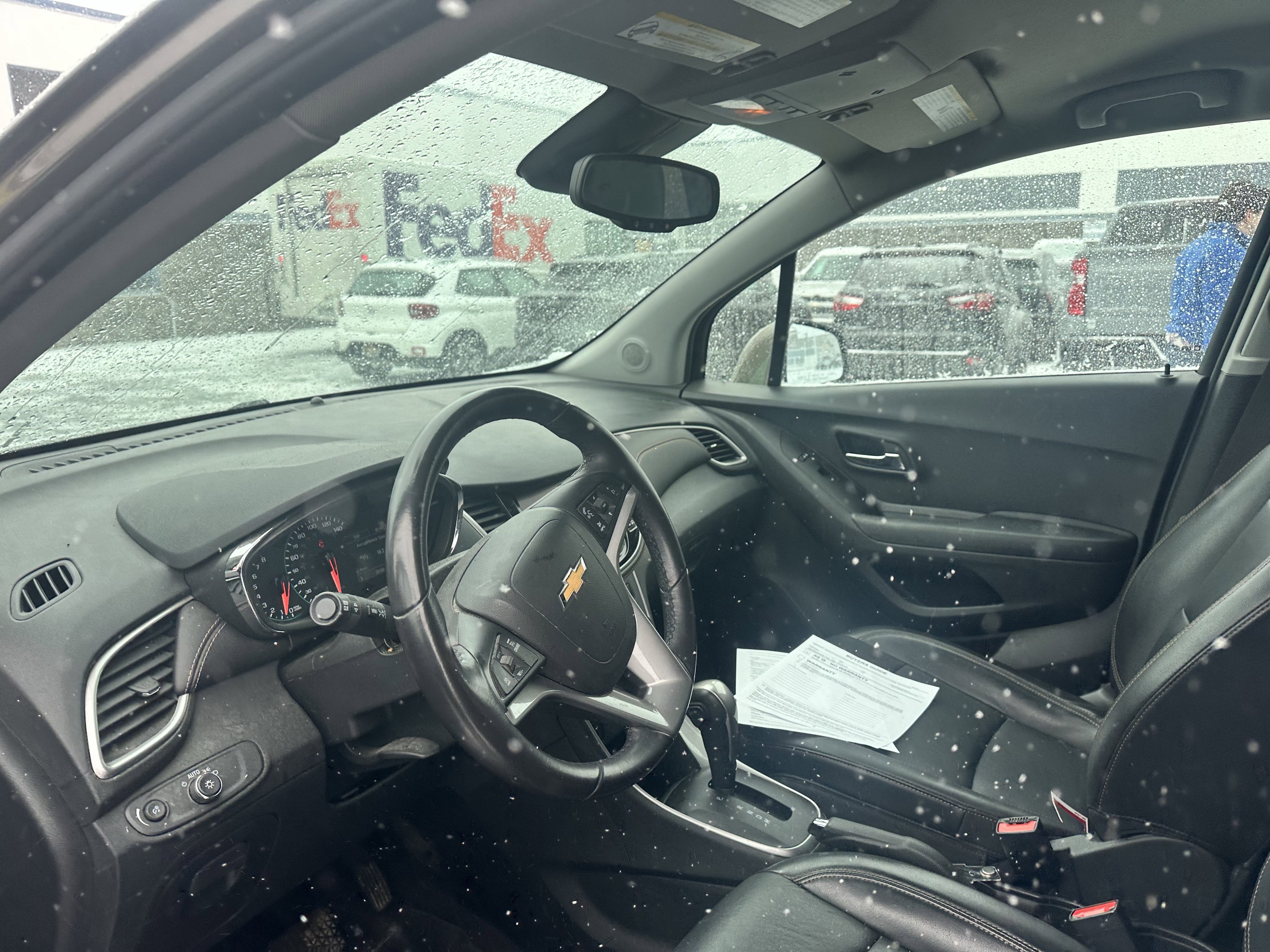 Used 2022 Chevrolet Trax LT w/ Premium Seat Package image 12