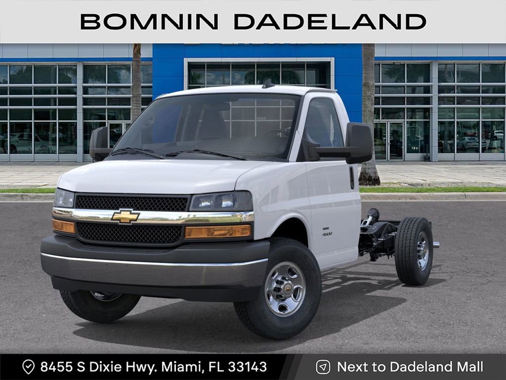 New 2025 Chevrolet Express 3500 w/ Power Convenience Package image 7