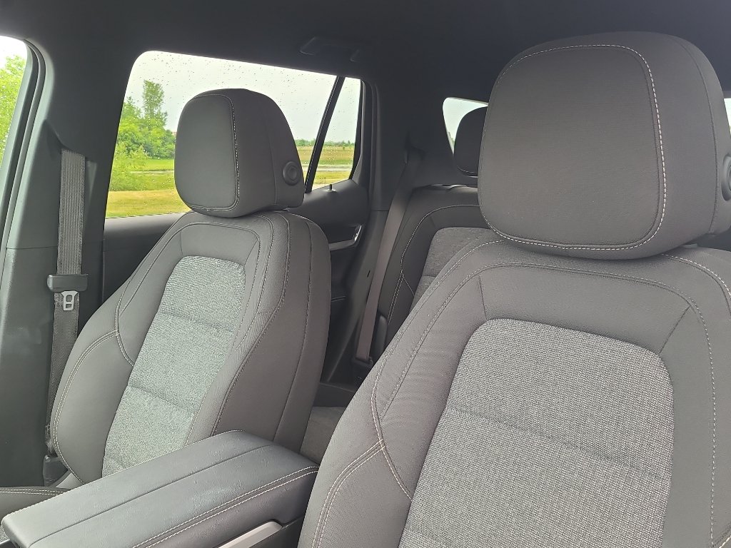 Used 2025 GMC Terrain Elevation AWD/4WD image 16