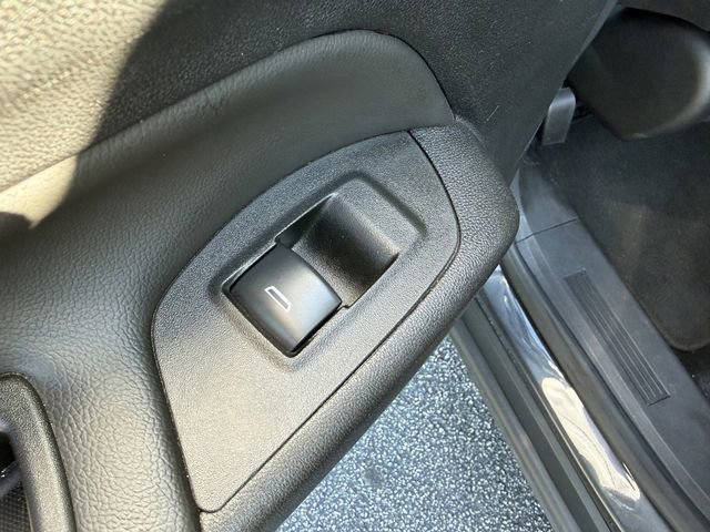 Used 2022 Chevrolet Equinox LT FWD image 22