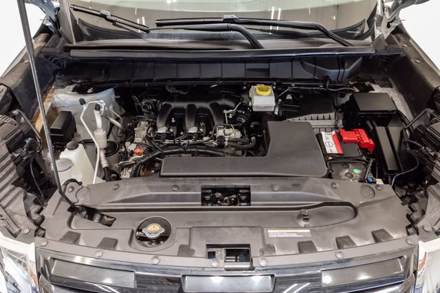 Used 2023 Nissan Pathfinder SV AWD/4WD image 3