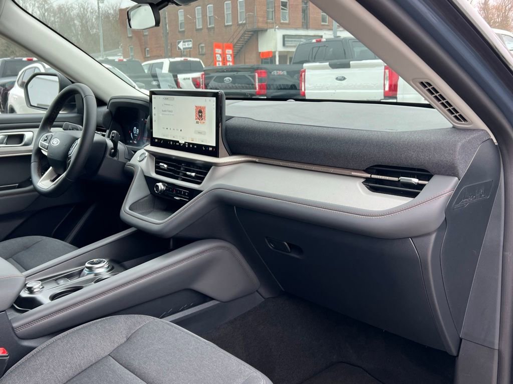 New 2026 Ford Explorer Active image 21