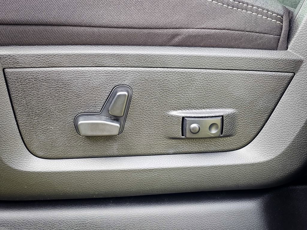 New 2026 RAM 2500 Big Horn image 16