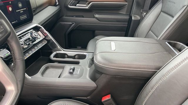 Used 2025 GMC Sierra 3500 Denali w/ Denali Reserve Package image 20