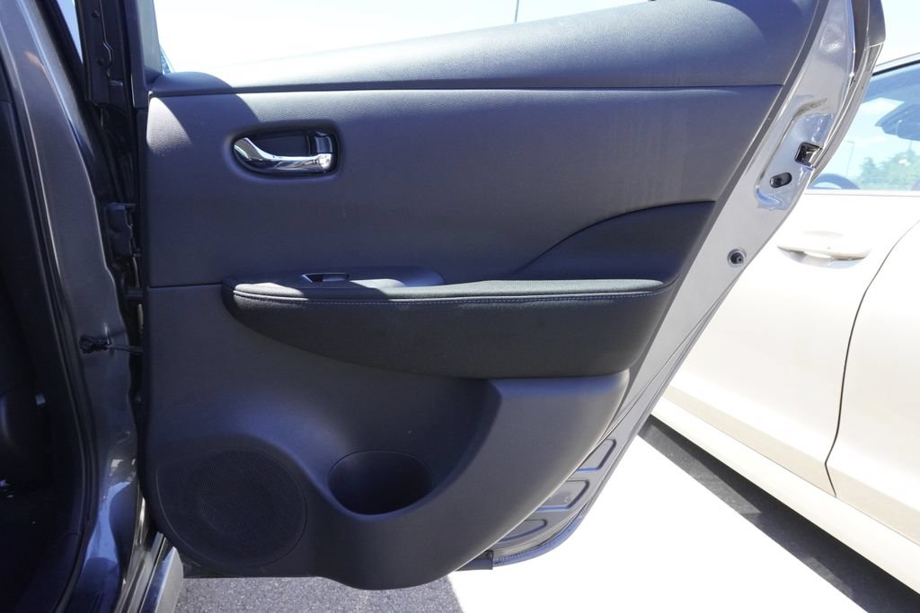 Used 2025 Nissan Leaf S FWD image 25