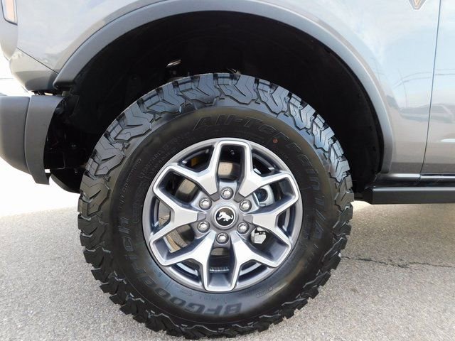 Used 2025 Ford Bronco Badlands image 10