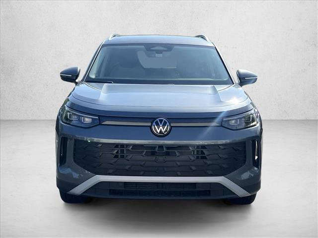 Certified 2025 Volkswagen Tiguan S image 2