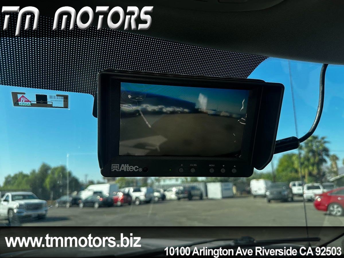 Used 2019 Ford F550 2WD Regular Cab Super Duty image 9