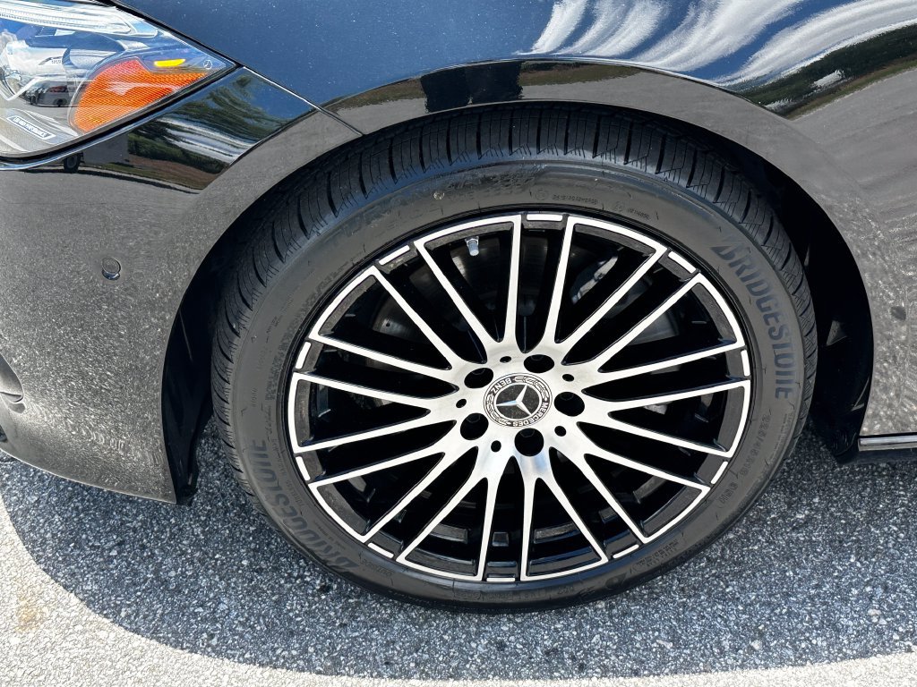Certified 2025 Mercedes-Benz C 300 4MATIC Sedan image 14