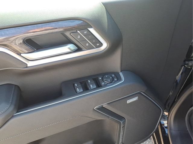 New 2026 Chevrolet Silverado 1500 LTZ w/ LTZ Premium Package AWD/4WD image 16