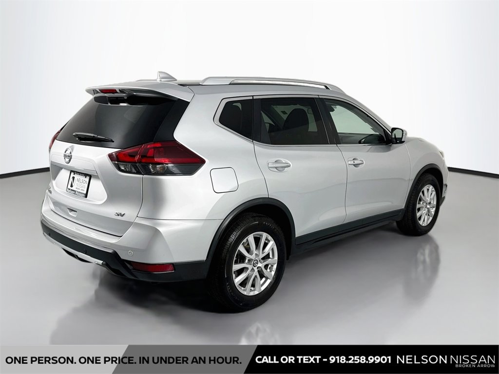 Used 2019 Nissan Rogue SV FWD image 5