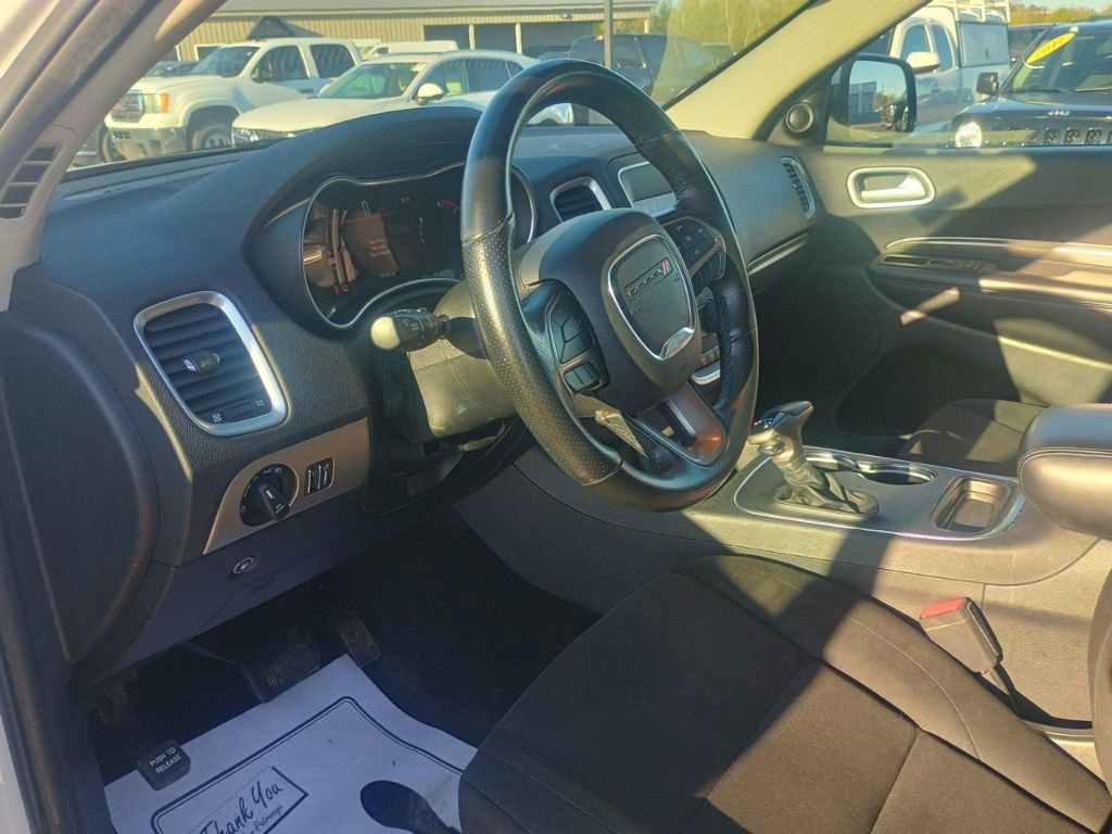 Used 2019 Dodge Durango SXT AWD/4WD image 2
