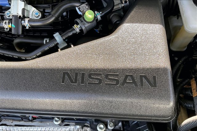 Used 2017 Nissan Rogue SV AWD/4WD image 32