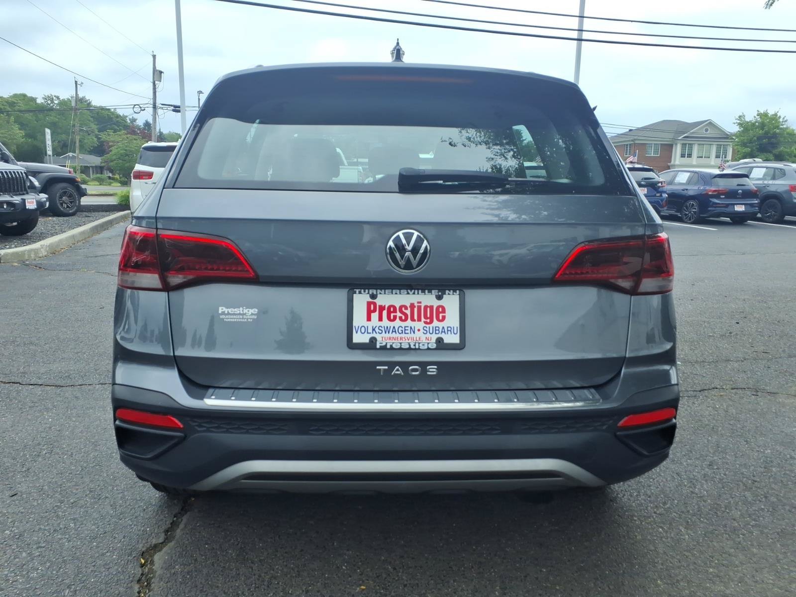 Certified 2023 Volkswagen Taos S FWD image 3
