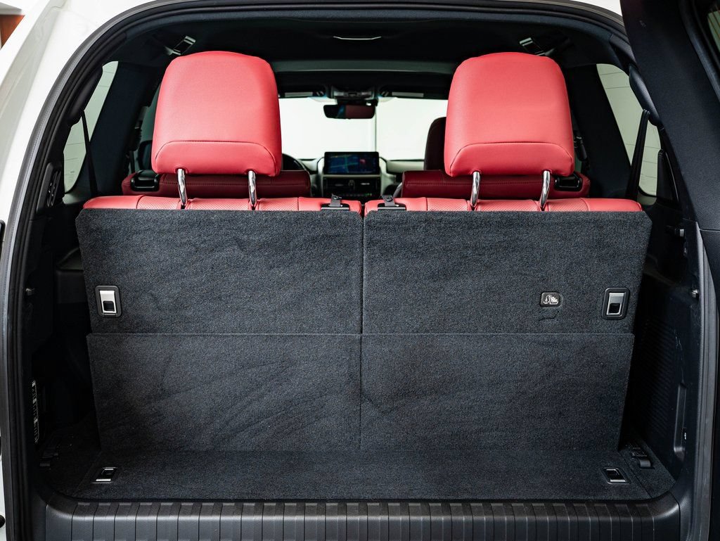Certified 2023 Lexus GX 460 Premium AWD/4WD image 17