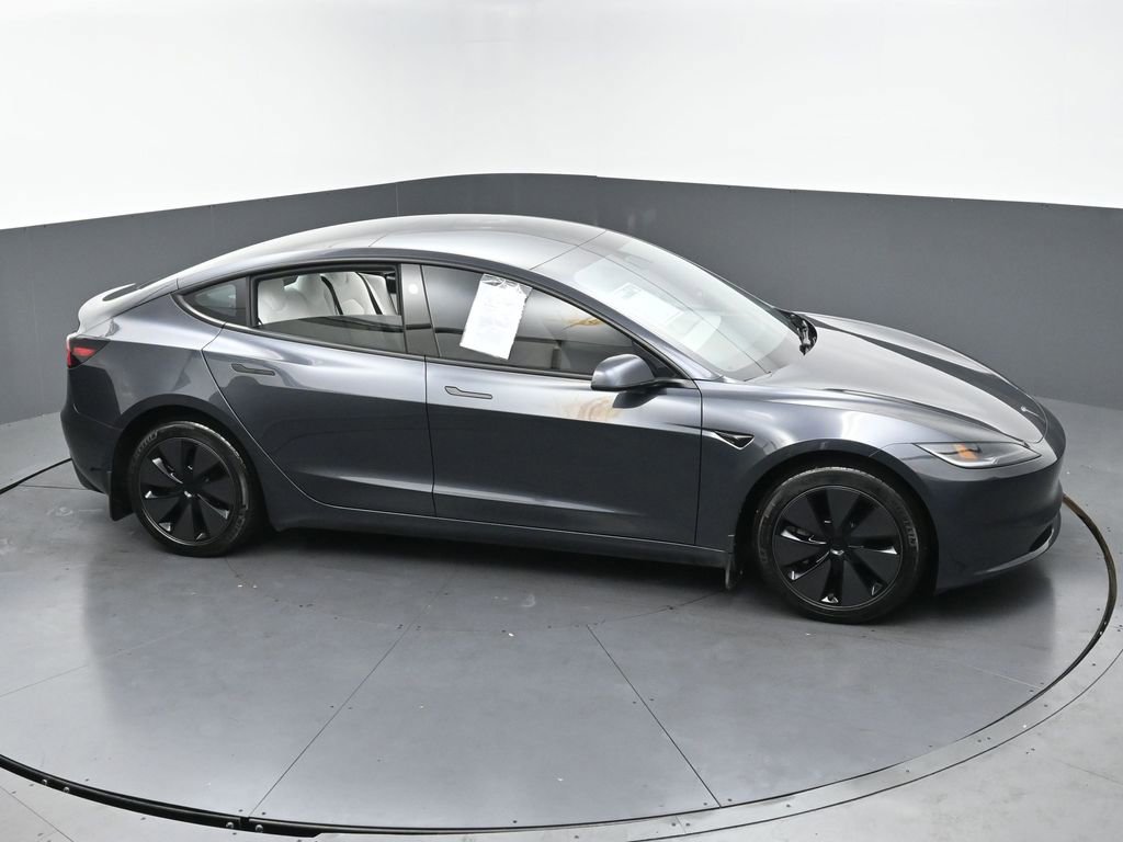 Used 2025 Tesla Model 3 Long Range image 40