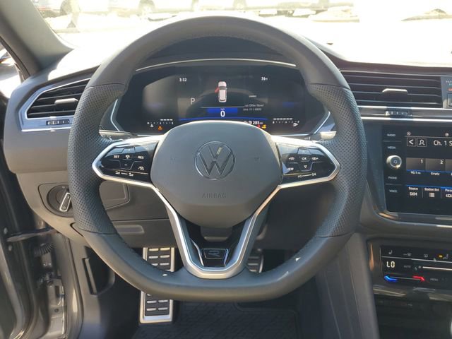 Certified 2024 Volkswagen Tiguan SE R-Line image 25