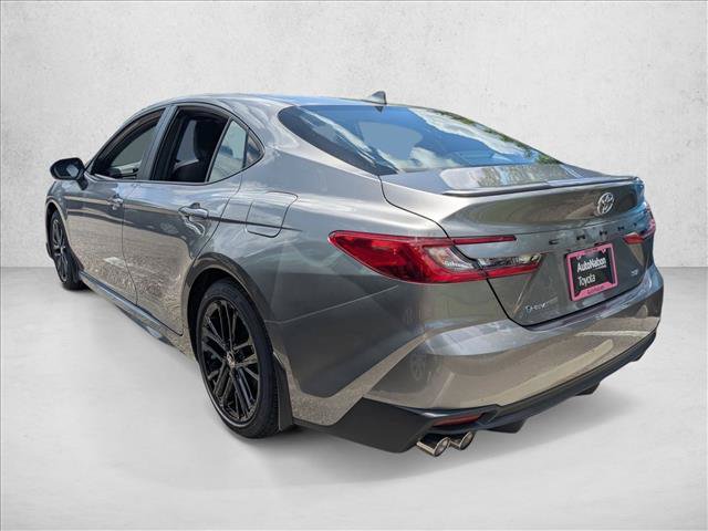 Used 2025 Toyota Camry SE FWD image 8