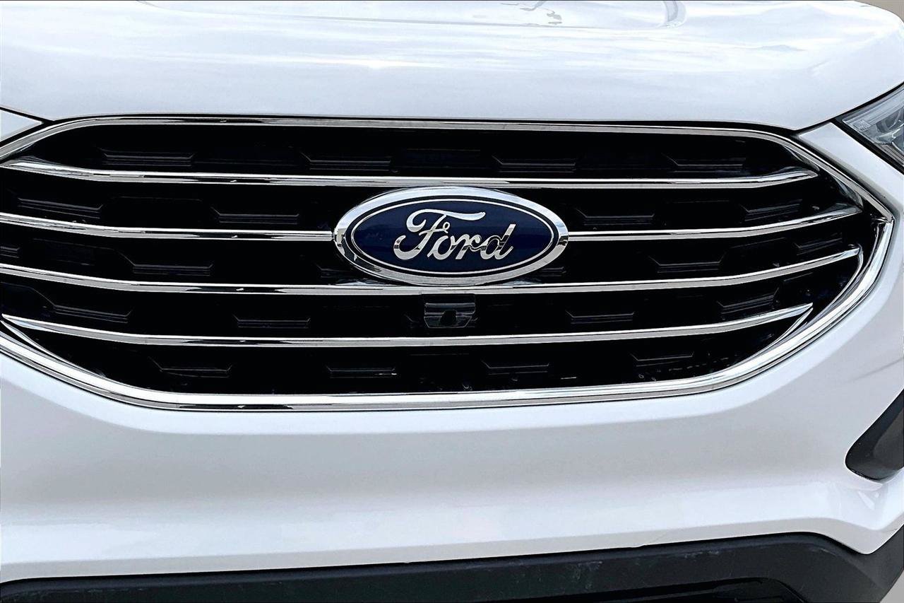 Used 2024 Ford Edge SEL AWD/4WD image 32