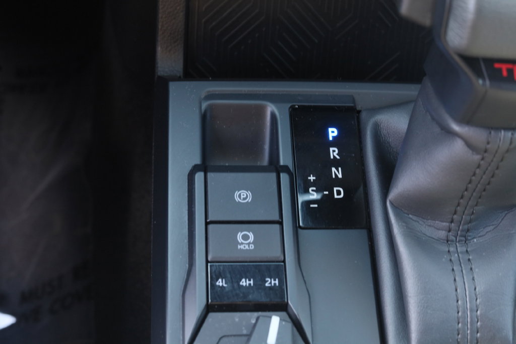 Used 2025 Toyota Tacoma TRD Sport AWD/4WD image 14