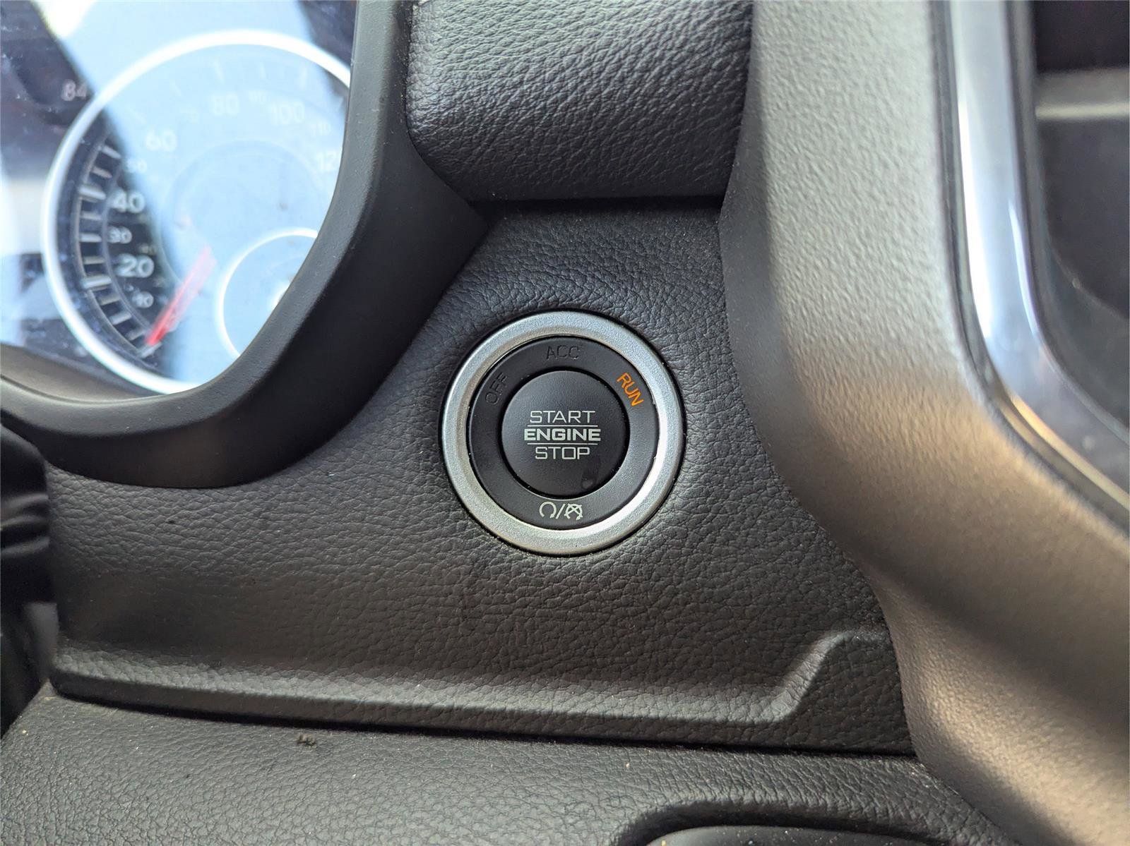 Used 2024 RAM 1500 Laramie image 22