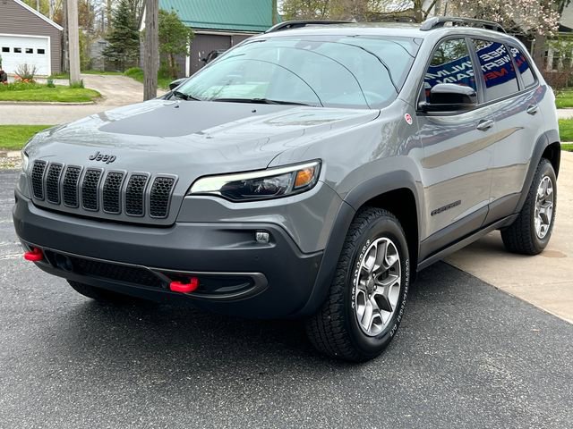 Used 2023 Jeep Cherokee Trailhawk AWD/4WD image 45