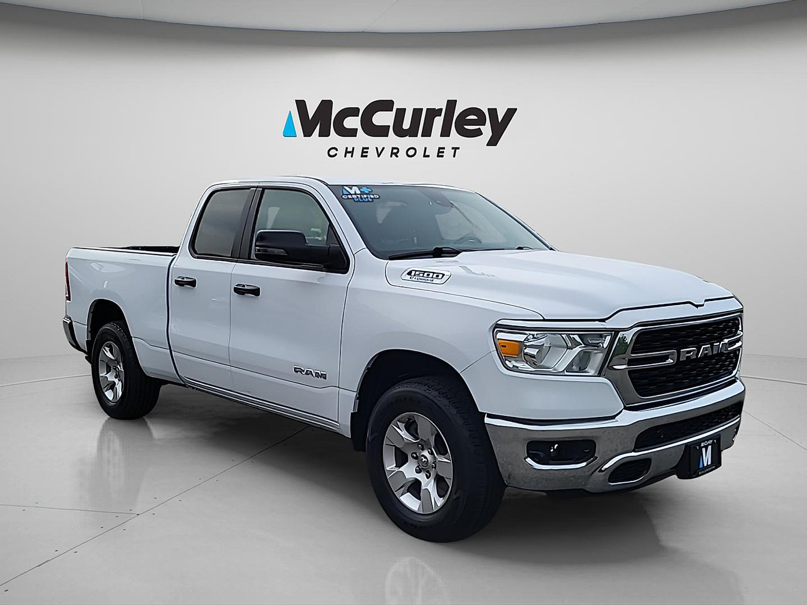 Used 2024 RAM 1500 Big Horn AWD/4WD image 1