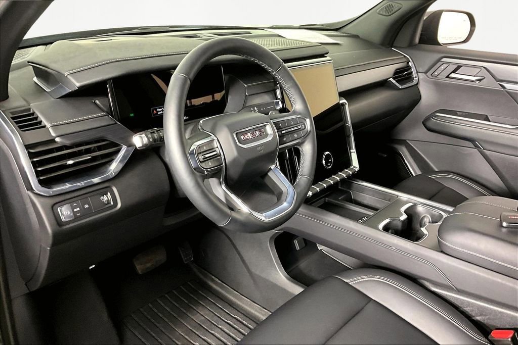 Certified 2025 GMC Acadia Elevation w/ Elevation Premium Package image 17