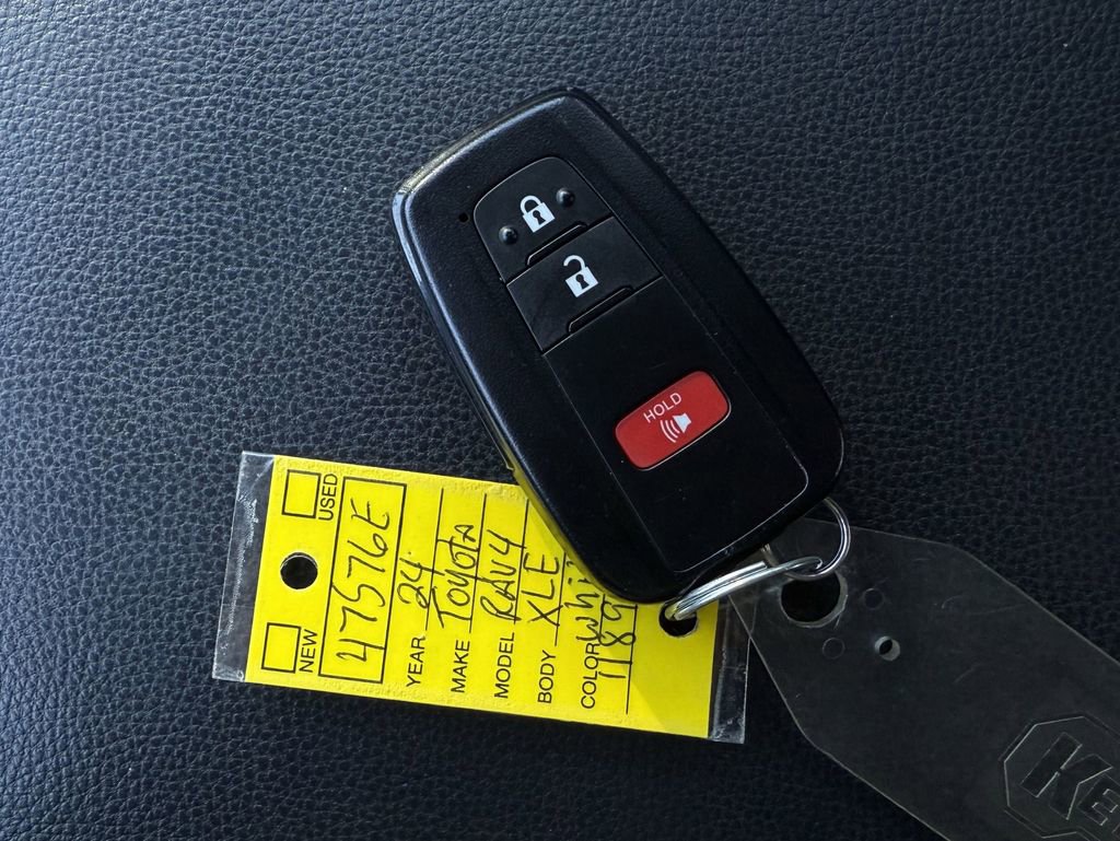 Used 2024 Toyota RAV4 XLE image 28